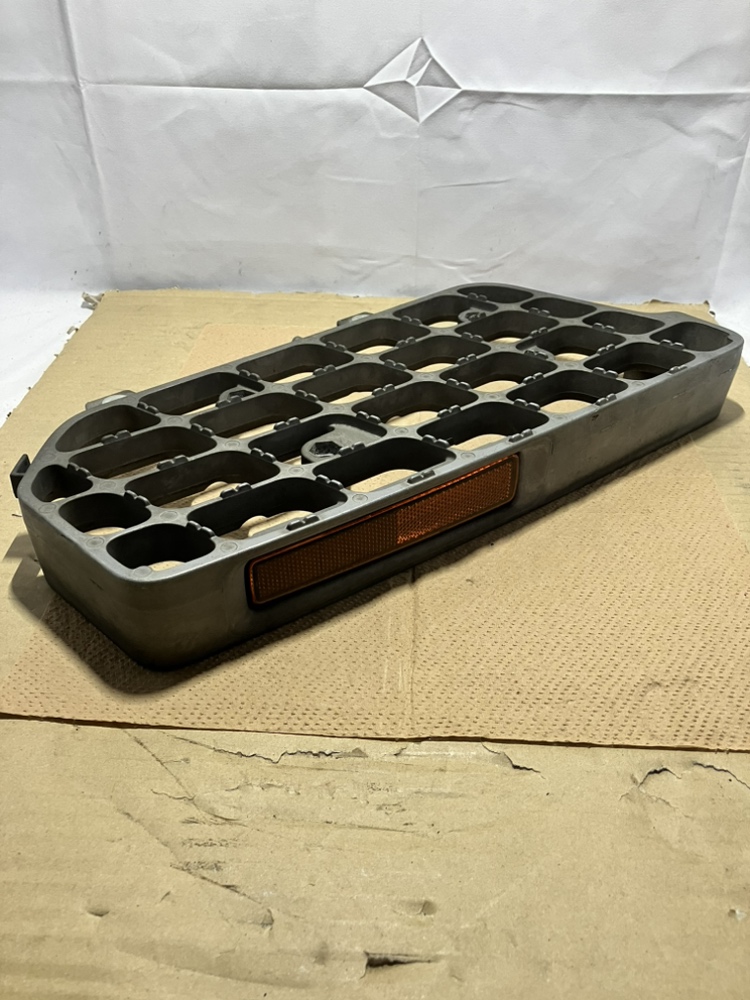 ステップ,フロント　LH