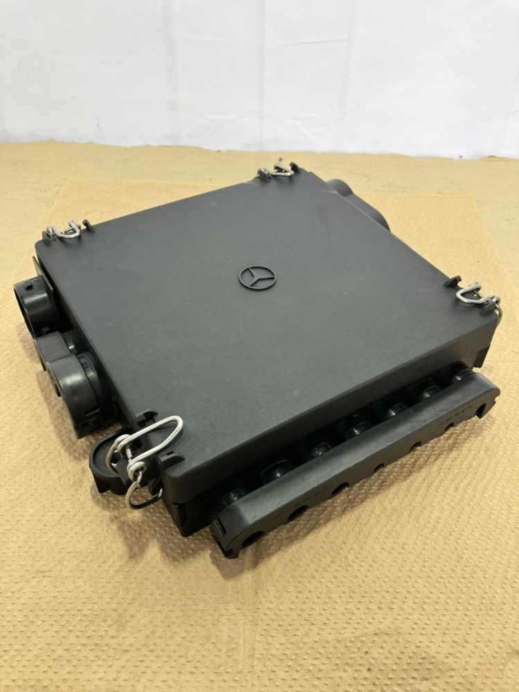 ボックス,ディストリビューター