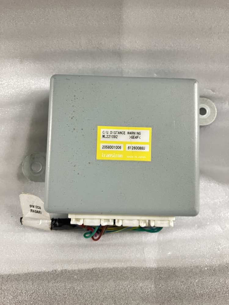 コントロールユニット，フォワードディスタンスウォーニング，センサ