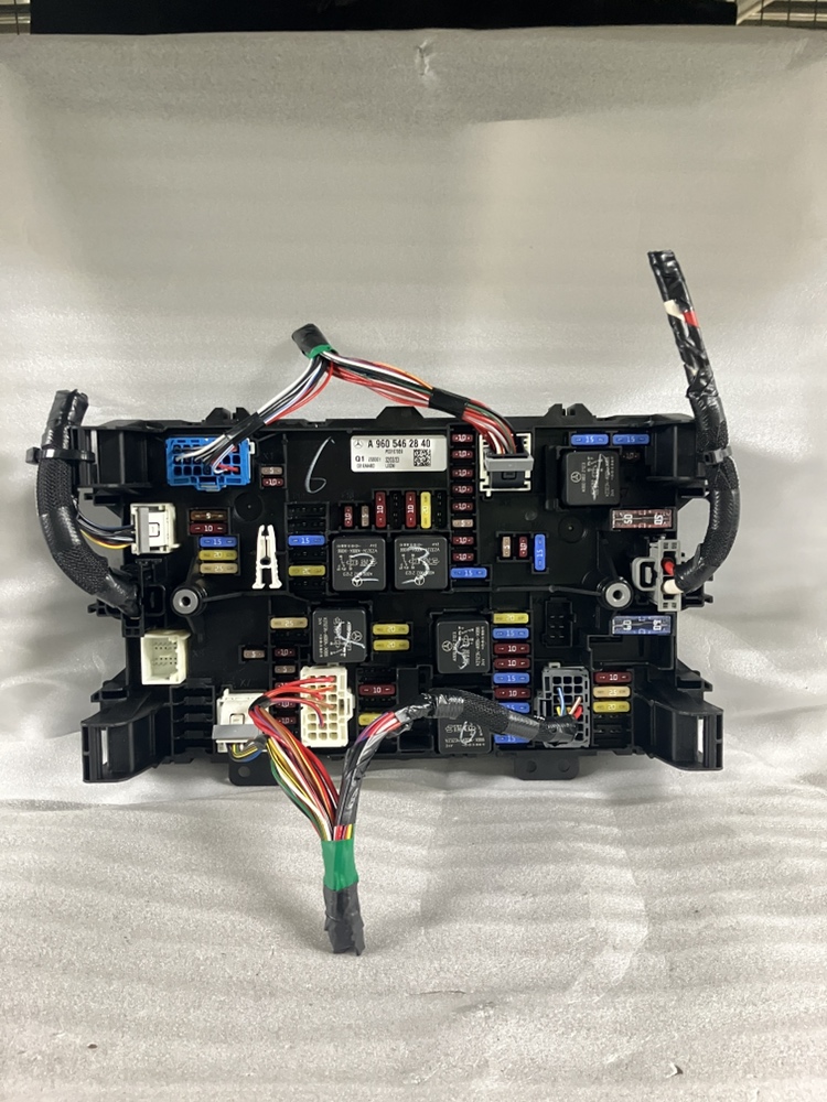ボックス，ディストリビューター
