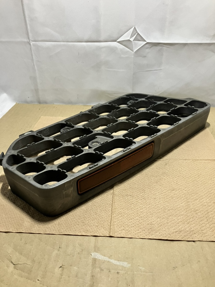 ステップ,フロント　LH